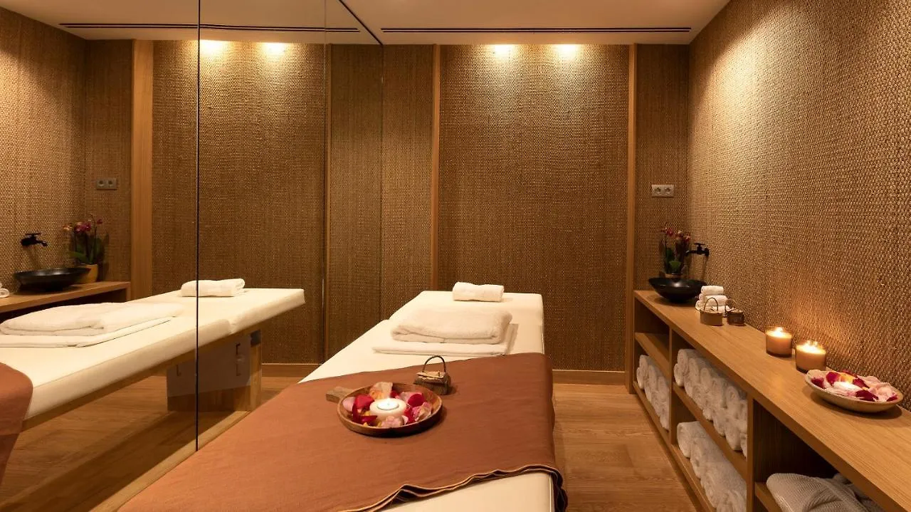 Hotel Casa Sagnier Barcelona 5*,  Spain